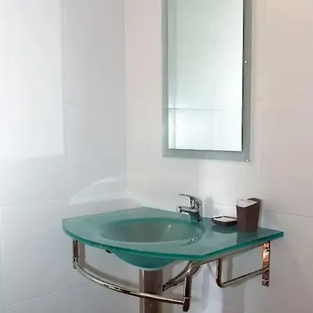 Σπίτι διακοπών Casa Confortable Con Piscina En *